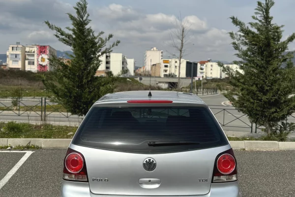 Cars for sale in Elbasan - 3,200 Euro