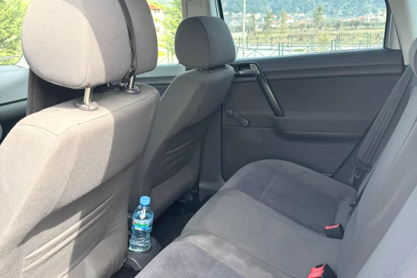 Cars for sale in Elbasan, Volkswagen, 2007 Diesel,Kambio Manual Payment 3,200  Euro.