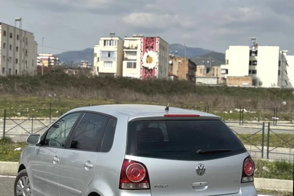 Cars for sale in Elbasan, Volkswagen, 2007 Diesel,Kambio Manual Payment 3,200  Euro.