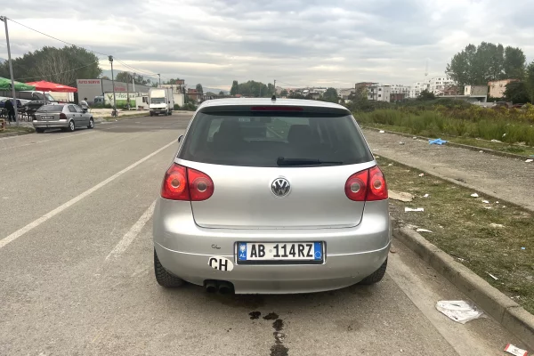 Cars for sale in Tirana, Volkswagen, 2007 Benzine,Kambio Automatik Payment 4,800  Euro.