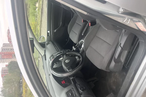 Cars for sale in Tirana, Volkswagen, 2007 Benzine,Kambio Automatik Payment 4,800  Euro.