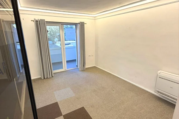 Business Property for Rent 3+1 in Tirana - 1,500 Euro