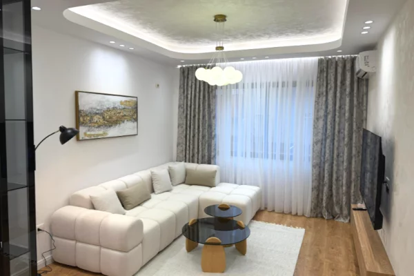 House for Sale 1+1 in Tirana - 10,900,000 Leke