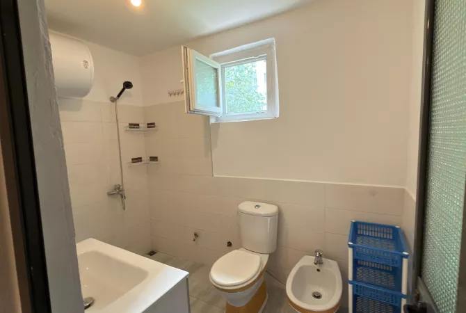 Casa in affitto 1+1 a Tirana - 50,000 Leke