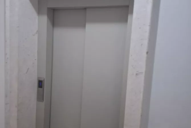 Shtepi me qera Apartament ne Tirane, 2+1, Mobilimi E mobiluar, Pagesa 500  Euro.