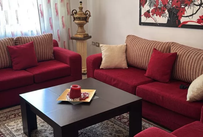 Shtepi me qera 2+1 ne Tirane - 60,000 Leke