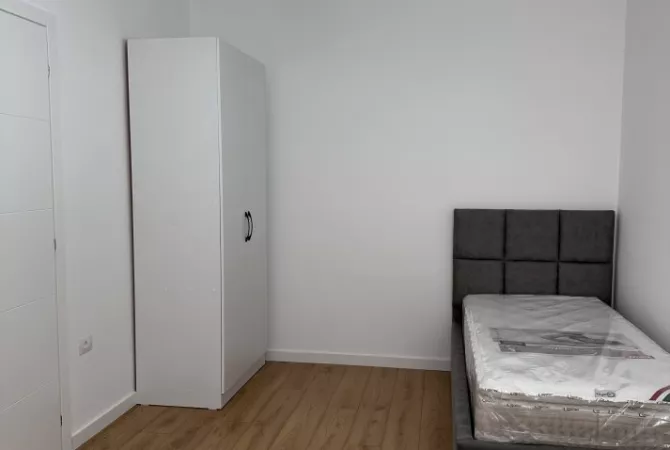 Shtepi me qera Apartament ne Tirane, 2+1, Mobilimi E mobiluar, Pagesa 600  Euro.