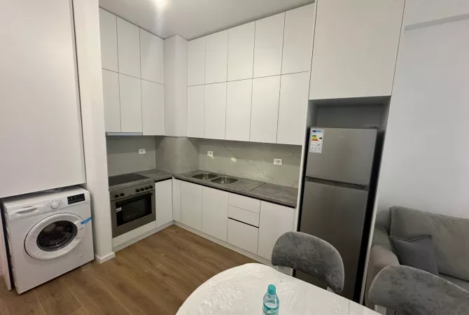 Shtepi me qera 1+1 ne Tirane - 450 Euro