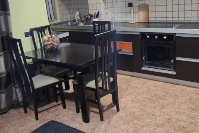 Shtepi me qera 2+1 ne Tirane - 500 Euro