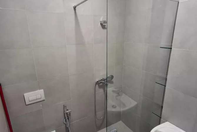 Shtepi me qera 2+1 ne Tirane - 750 Euro