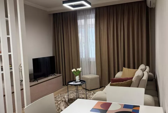 Shtepi me qera Apartament ne Tirane, 1+1, Mobilimi E mobiluar, Pagesa 850  Euro.