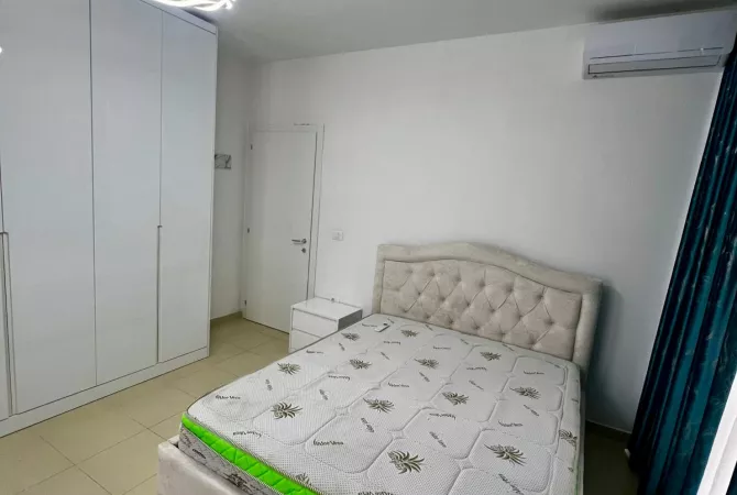 Shtepi me qera 2+1 ne Tirane - 650 Euro