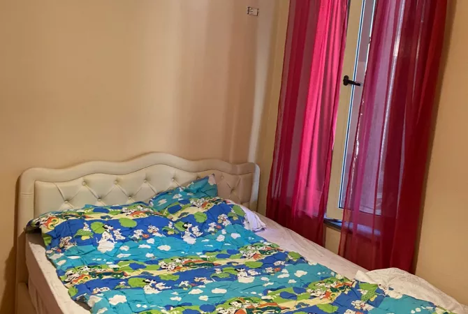 Shtepi me qera Apartament ne Tirane, 1+1, Mobilimi E mobiluar, Pagesa 600  Euro.