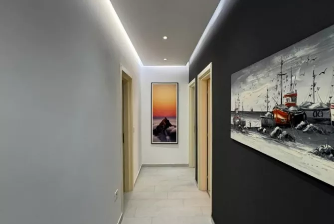 Shtepi me qera Apartament ne Tirane, 2+1, Mobilimi E mobiluar, Pagesa 750  Euro.