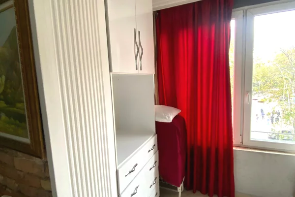 Shtepi me qera Garsoniere ne Tirane - 40,000 Leke