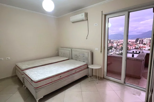 House for Rent 1+1 in Tirana - 48,000 Leke