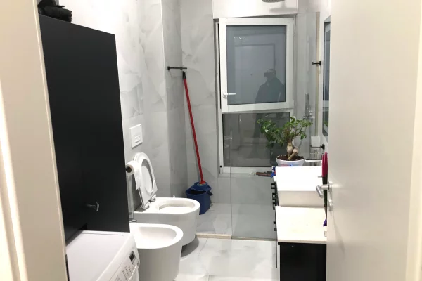 Shtepi me qera Apartament ne Tirane, 1+1, Mobilimi E mobiluar, Pagesa 45,000  Leke.