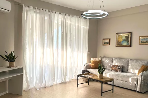 Shtepi me qera Apartament ne Tirane, 1+1, Mobilimi E mobiluar, Pagesa 65,000  Leke.