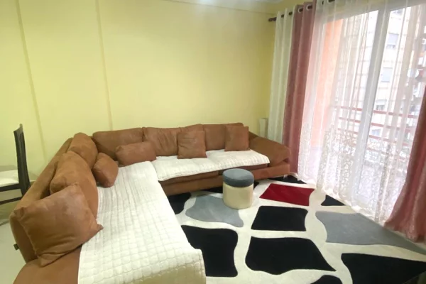 Shtepi me qera Apartament ne Tirane, 2+1, Mobilimi E mobiluar, Pagesa 50,000  Leke.