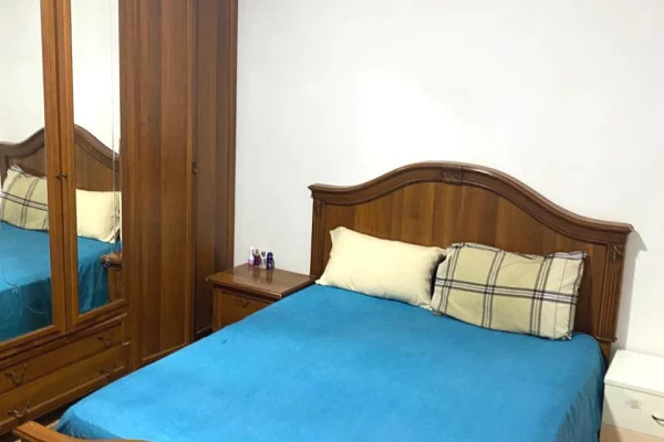 Shtepi me qera 2+1 ne Tirane - 450 Euro