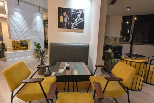 Ambient biznesi ne shitje 2+1 ne Tirane - 18,000 Euro