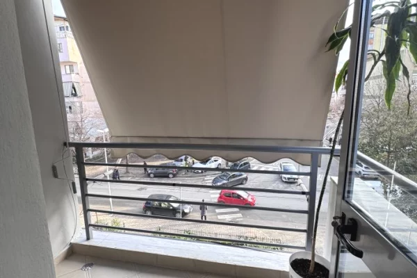 Jepet apartament me qira 1+1  Ish Parku