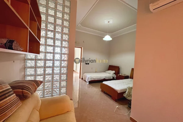 Apartment for sale in Vlora 4+1, Furnished