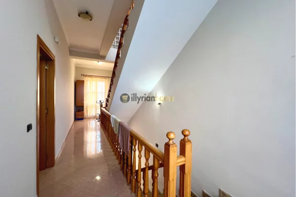 Apartment for sale in Vlora 4+1, Furnished