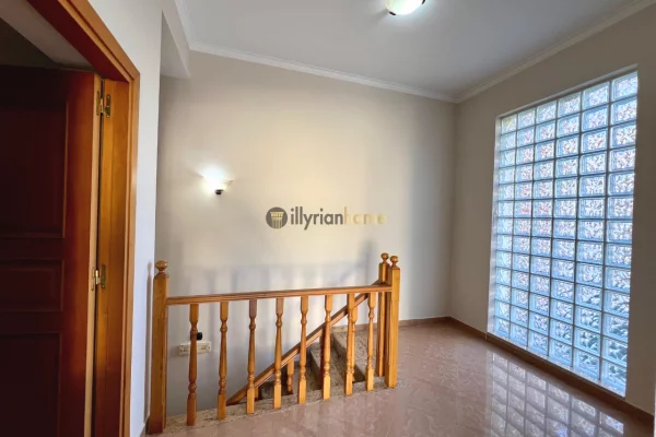 Apartment for sale in Vlora 4+1, Furnished