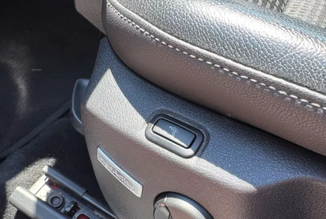 Cars for sale in Tirana, Volkswagen, 2013 Diesel,Kambio Automatik Payment 9,900  Euro.