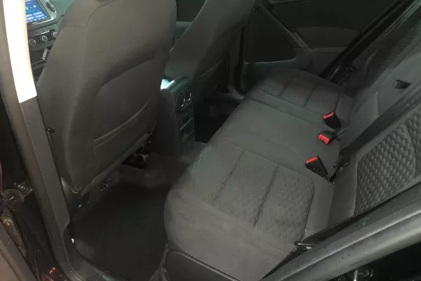 Cars for sale in Tirana, Volkswagen, 2010 Benzine,Kambio Automatik Payment 6,800  Euro.