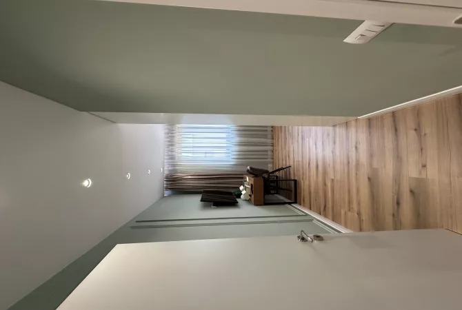 Shtepi me qera Apartament ne Tirane, 3+1, Mobilimi E mobiluar, Pagesa 999  Euro.