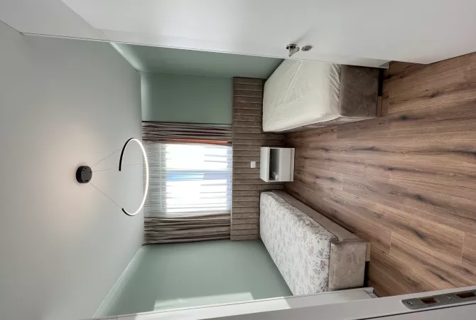 Shtepi me qera Apartament ne Tirane, 3+1, Mobilimi E mobiluar, Pagesa 999  Euro.