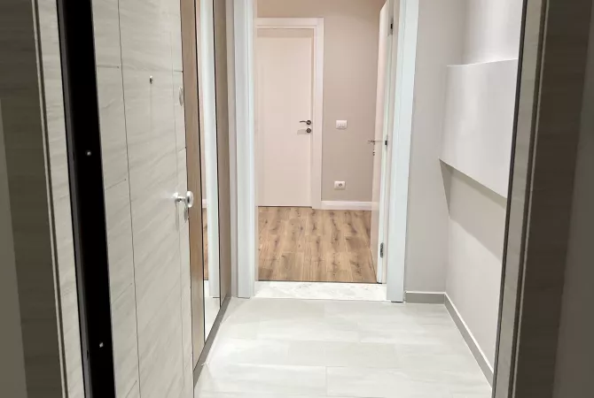 Shtepi me qera Apartament ne Tirane, 3+1, Mobilimi E mobiluar, Pagesa 999  Euro.