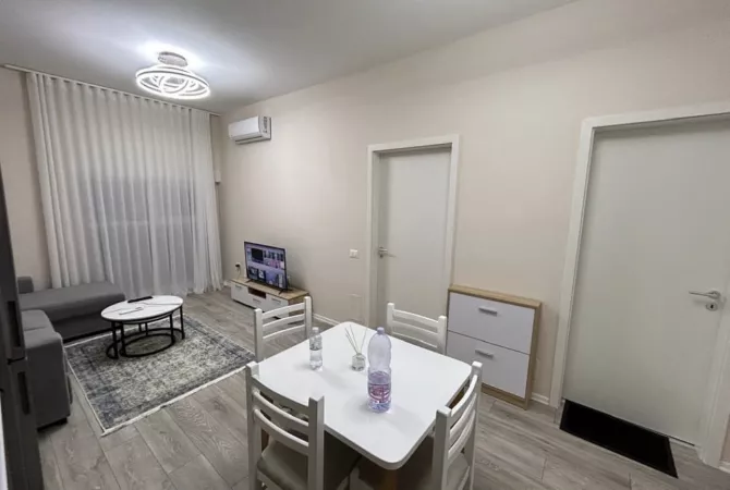 Shtepi me qera 1+1 ne Tirane - 430 Euro
