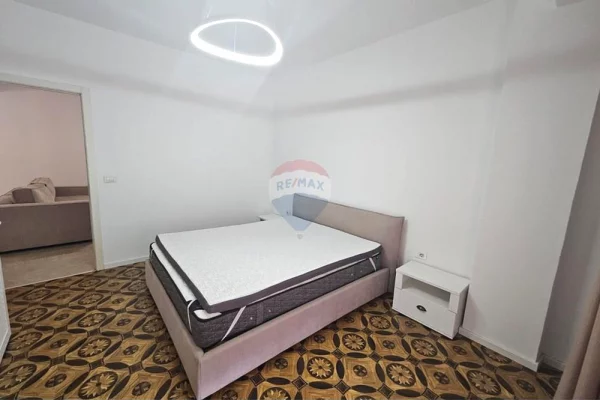 Shtepi me qera Apartament ne Tirane, 1+1, Mobilimi E mobiluar, Pagesa 750  Euro.