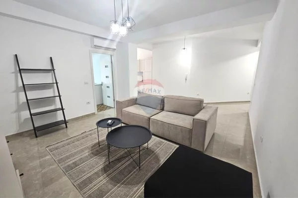 House for Rent 1+1 in Tirana - 750 Euro