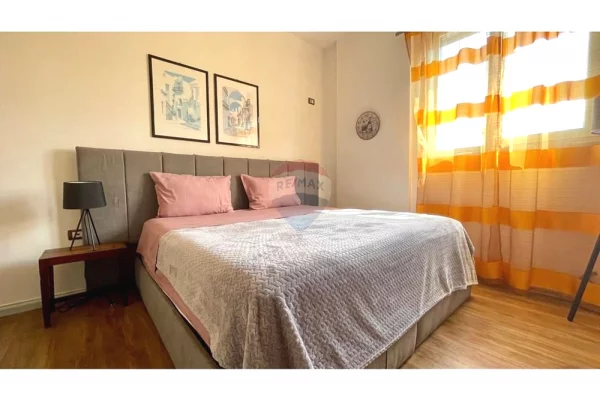 Shtepi me qera Apartament ne Tirane, 1+1, Mobilimi E mobiluar, Pagesa 700  Euro.