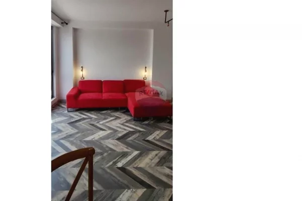 Shtepi me qera Garsoniere ne Tirane - 450 Euro