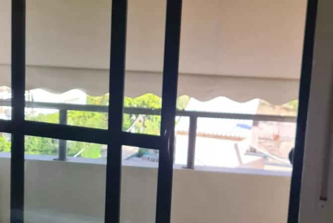 Shtepi me qera Apartament ne Tirane, 2+1, Mobilimi E mobiluar, Pagesa 400  Euro.