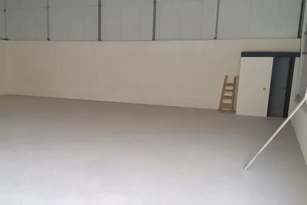 Ambient biznesi me qera 4+1 ne Tirane - 12,000 Euro