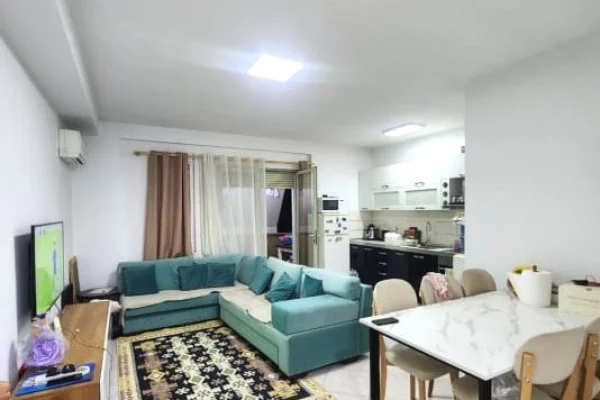 Shtepi ne shitje 2+1 ne Tirane - 160,000 Euro