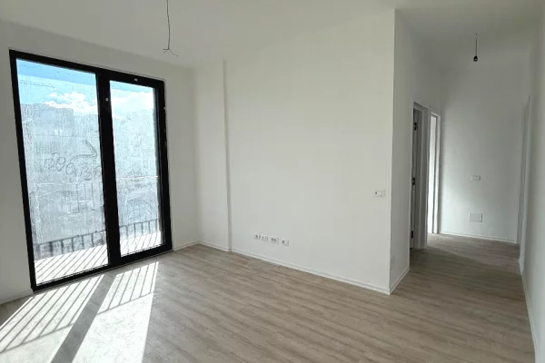 Business Property for Rent 3+1 in Tirana - 1,500 Euro