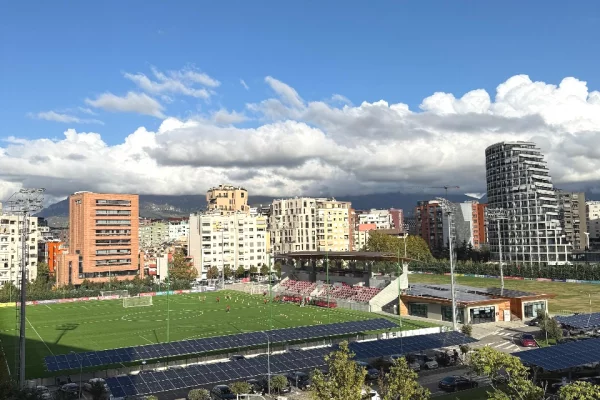 🏢 Altana Residence – Jepet me Qira Ambient Zyre 🌿