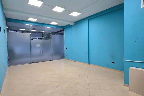  Jepet me Qira – Ambient Biznesi perballe Delijorgjit, Tirane