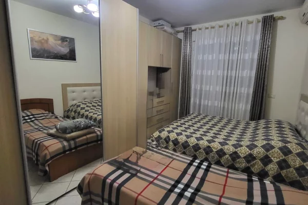 Shtepi me qera 1+1 ne Tirane - 450 Euro