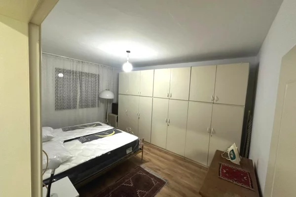 Shtepi me qera 1+1 ne Tirane - 50,000 Leke