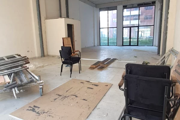 Ambient biznesi ne shitje 1+1 ne Tirane - 474,000 Euro