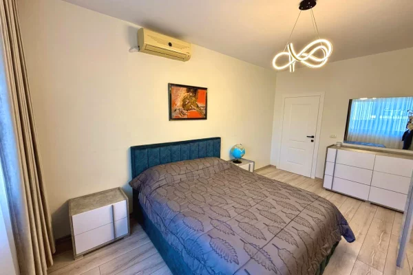 Shtepi me qera 2+1 ne Tirane - 900 Euro