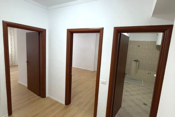 Shtepi ne shitje 1+1 ne Tirane - 91,000 Euro
